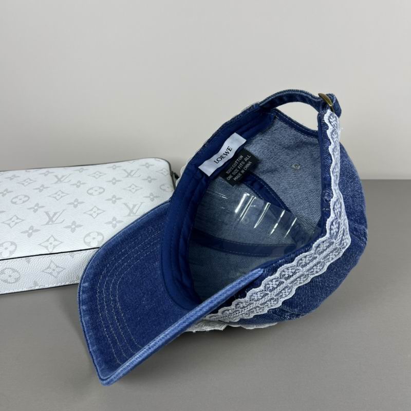 Loewe cap dx (23)