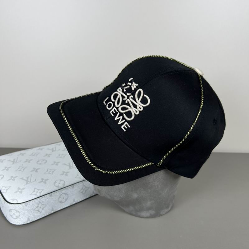 Loewe cap dx (54)
