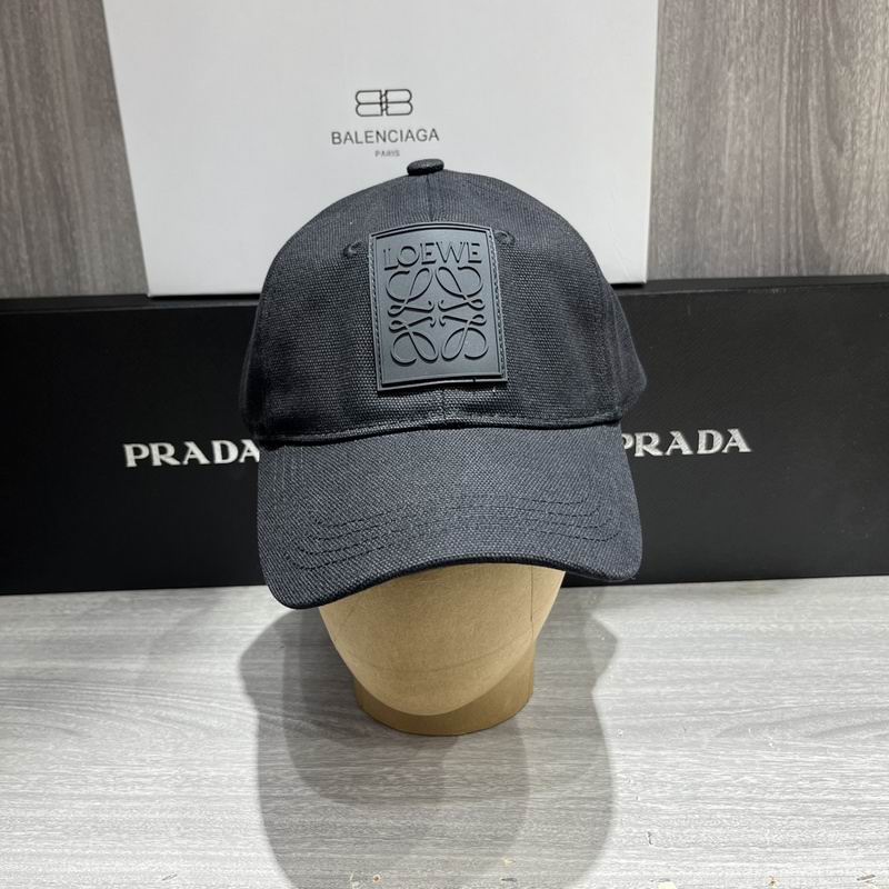Loewe cap hm (4)