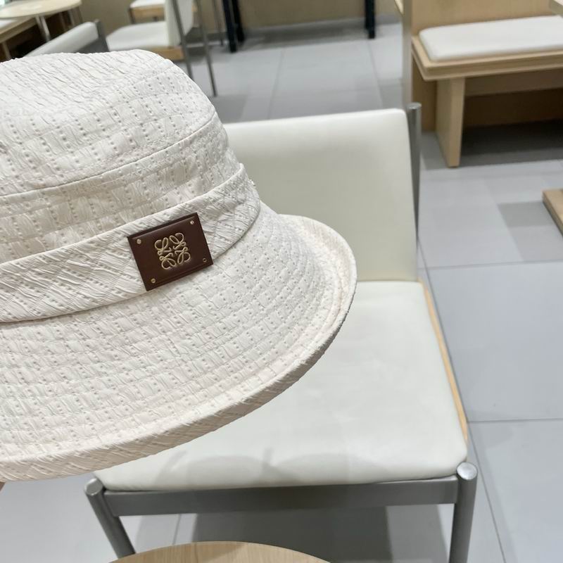 Loewe hat 31 (24)