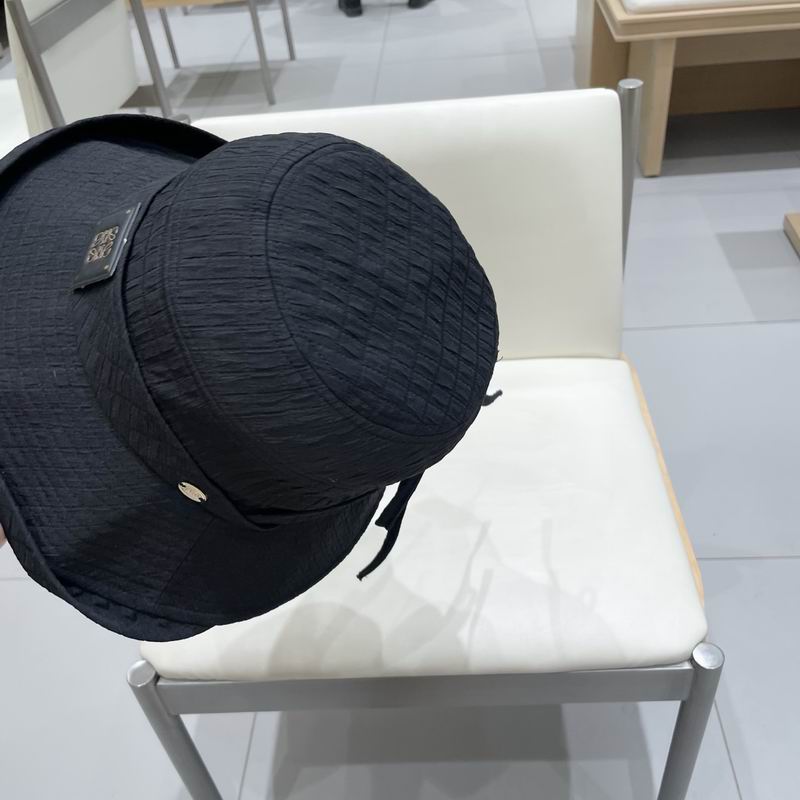 Loewe hat 31 (3)