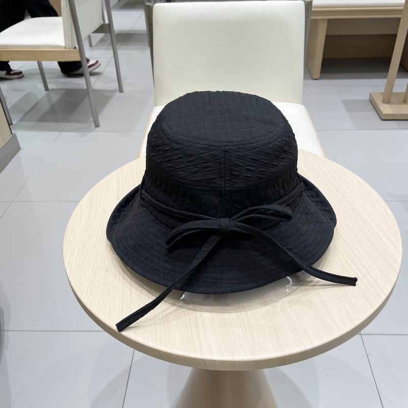 Loewe hat 31 (7)