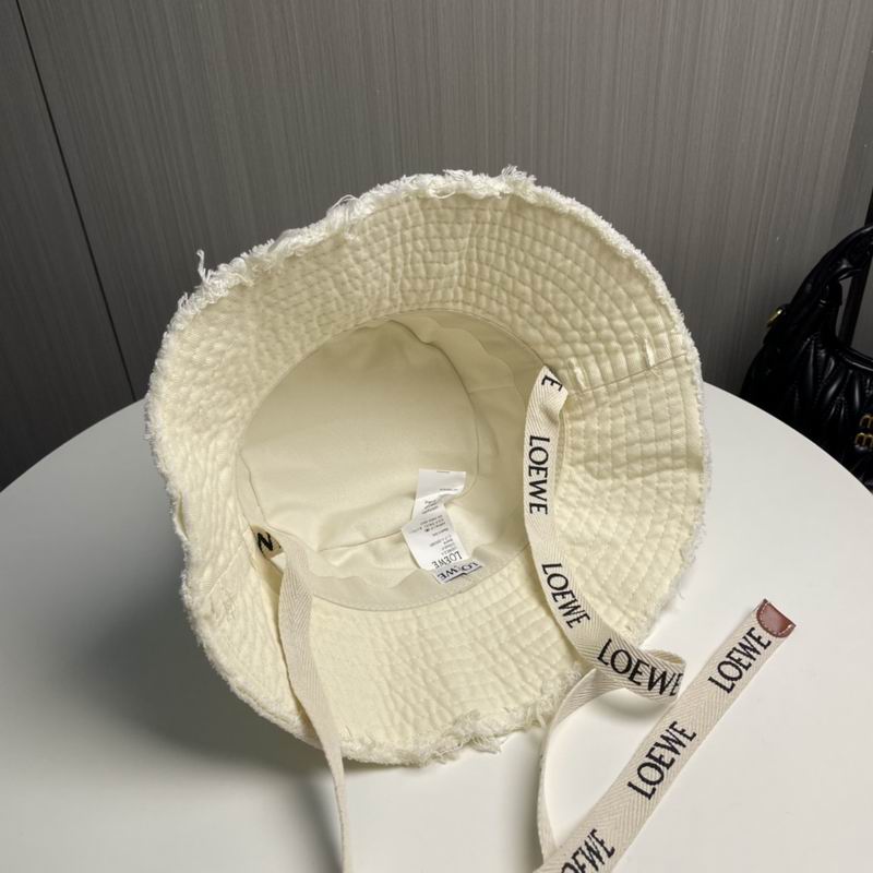 Loewe hat dx (15)