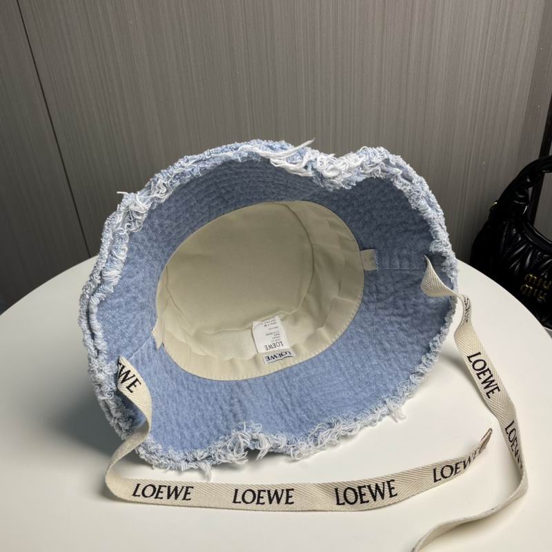 Loewe hat dx (34)
