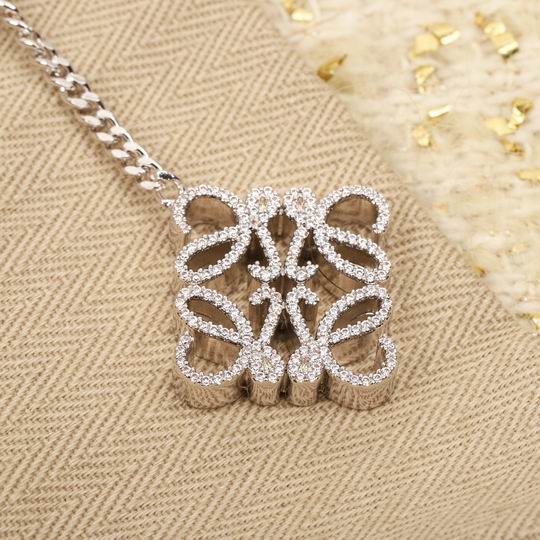 Loewe necklace 12lyh31 (3)