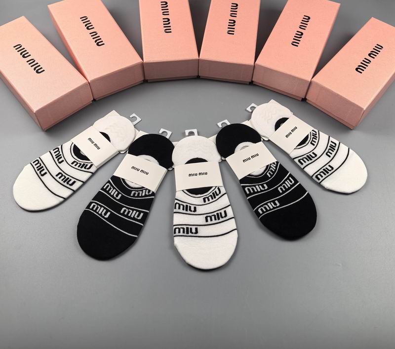 MIumiu socks 31 (2)