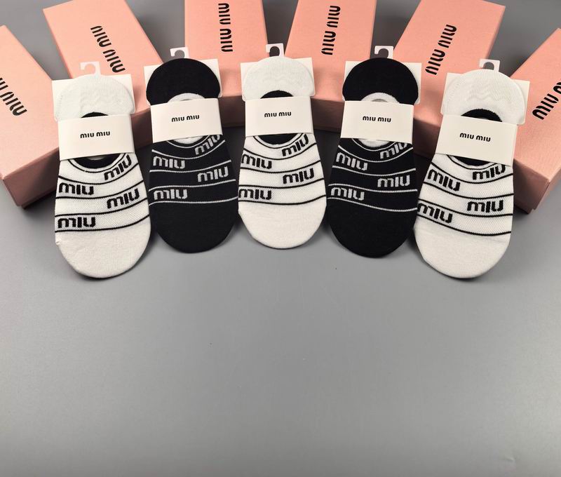 MIumiu socks 31 (6)