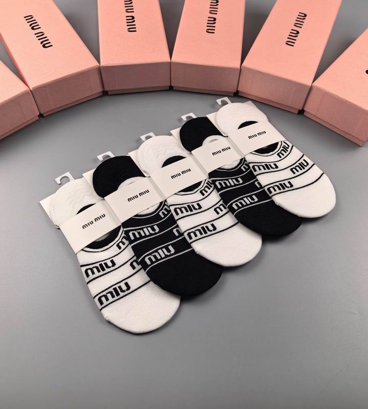 MIumiu socks 31 (8)