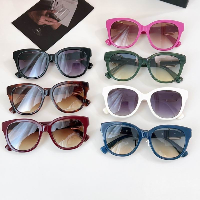 MOSCHINO 0312 54 19-145 a09