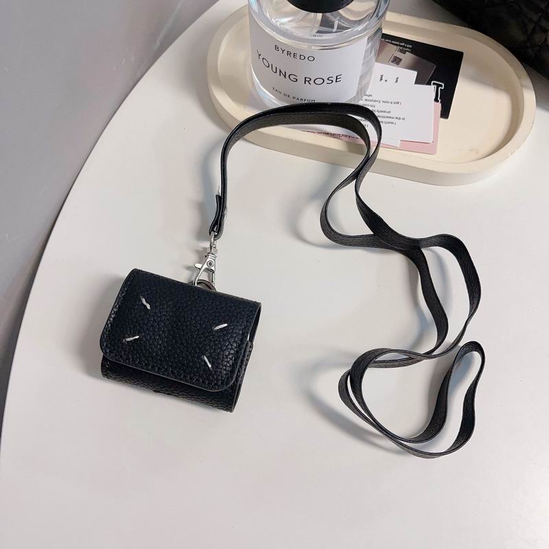 Margiela Airpods 1-3代 (1)