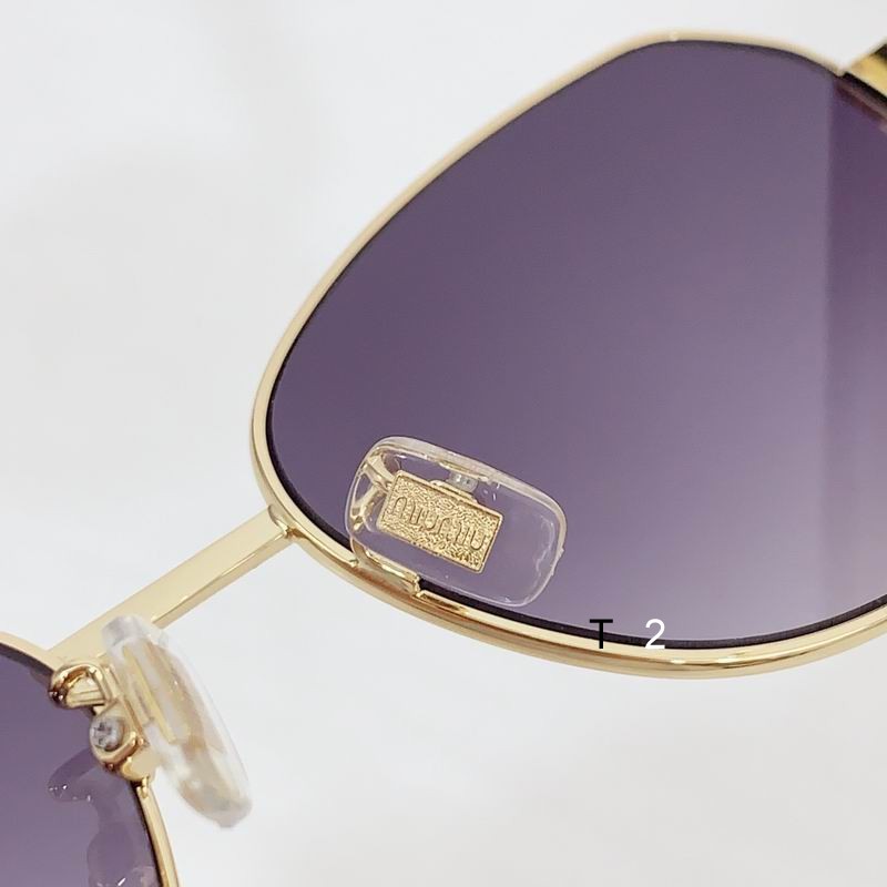 MiuMiu SMU67WS 55 18 145 b07