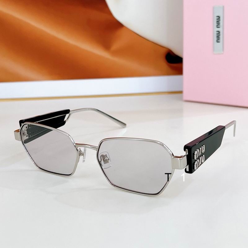 MiuMiu 53W 58-18-140 a13