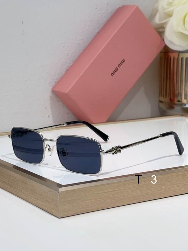 MiuMiu A53 49 22-140 c16