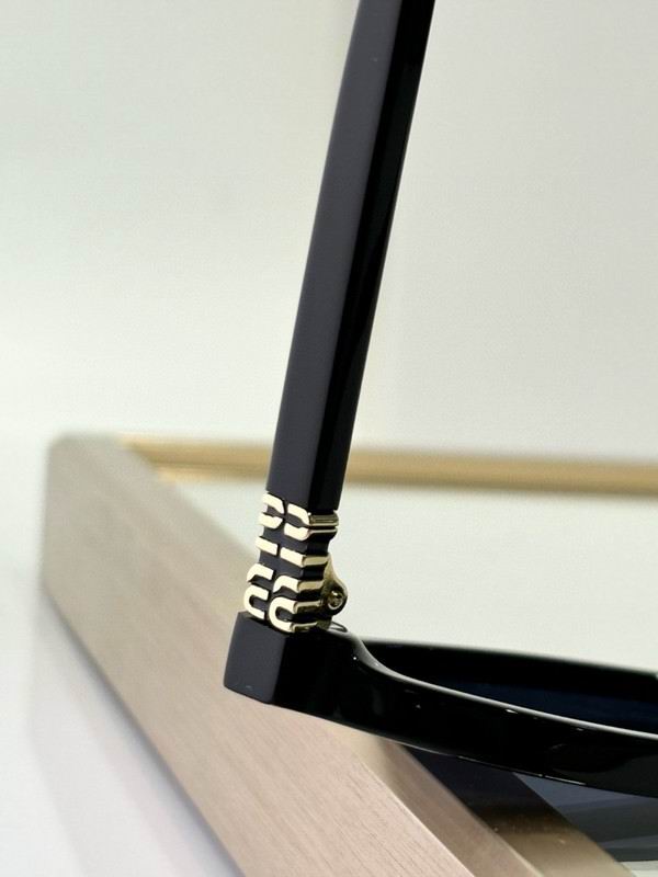 MiuMiu Glasses 03smh45 (9)