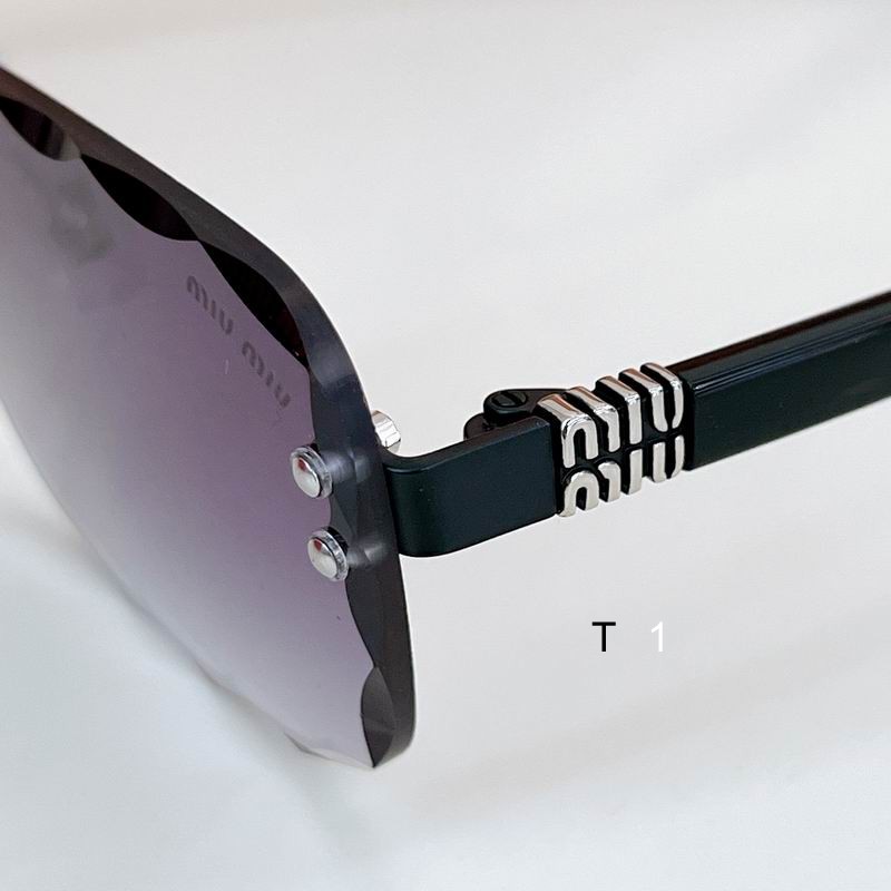 MiuMiu MU126AV 62 20 140 a07