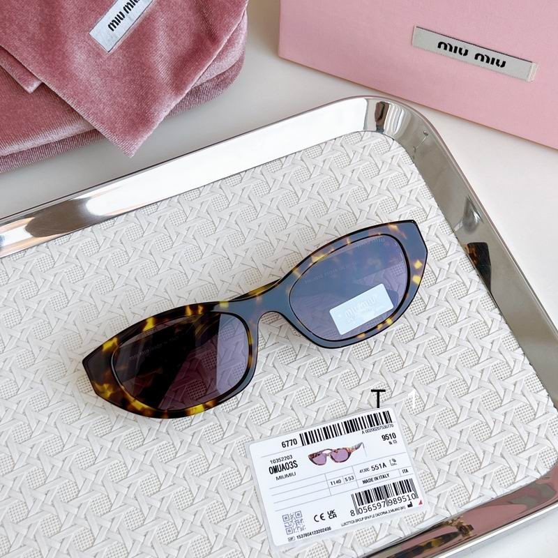 MiuMiu SMUA03S 53-19-140 a03