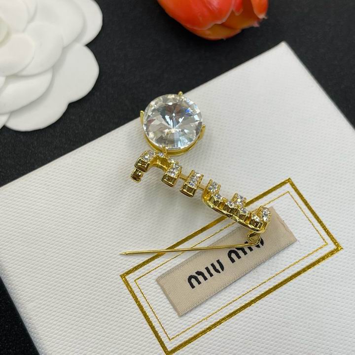 MiuMiu brooch 01lyh03 (4)