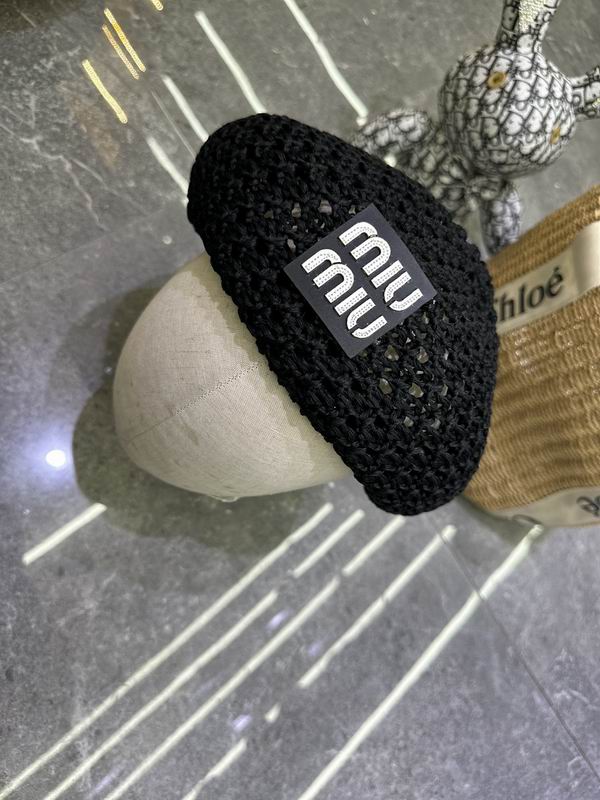 Miumiu beret dx (1)