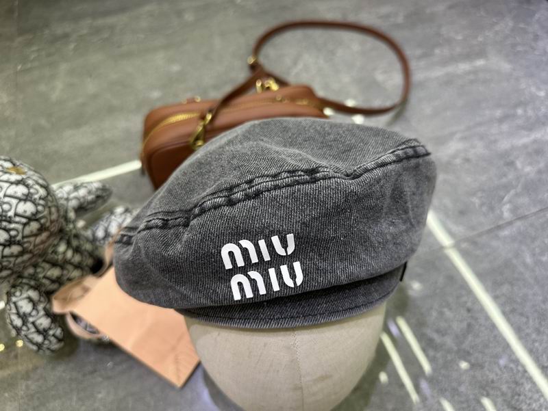 Miumiu beret dx (33)