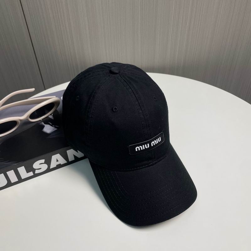 Miumiu cap 66 (66)