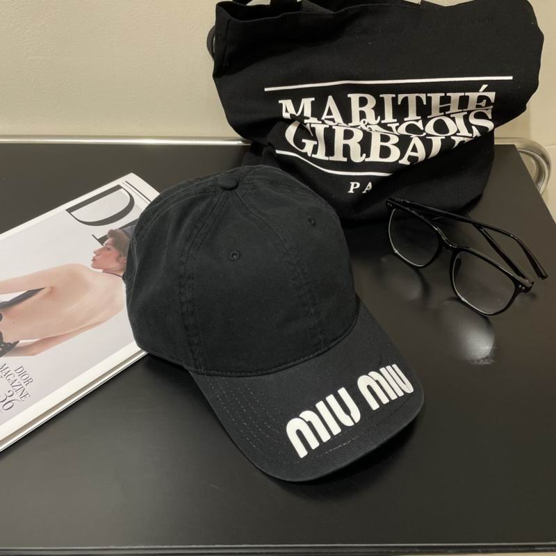 Miumiu cap dx (111)