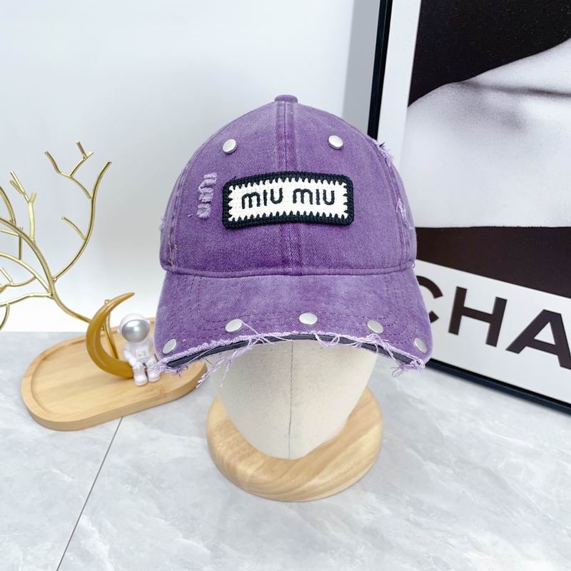 Miumiu cap dx (125)