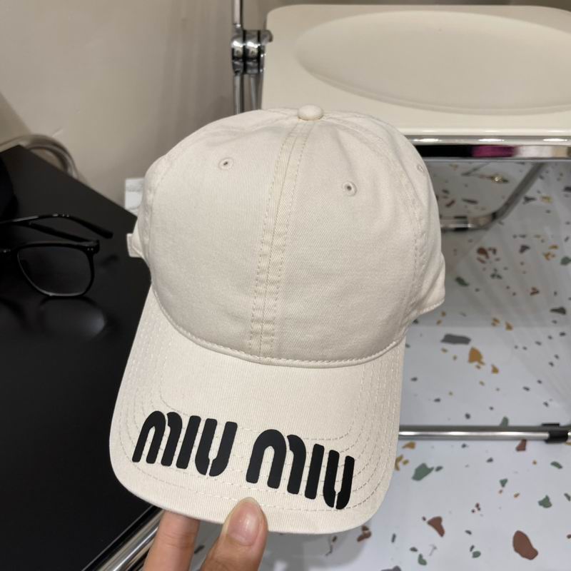 Miumiu cap dx (96)
