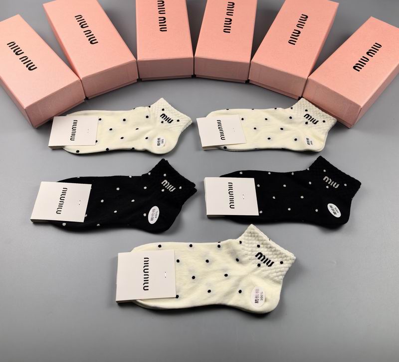 Miumiu socks 30 (4)