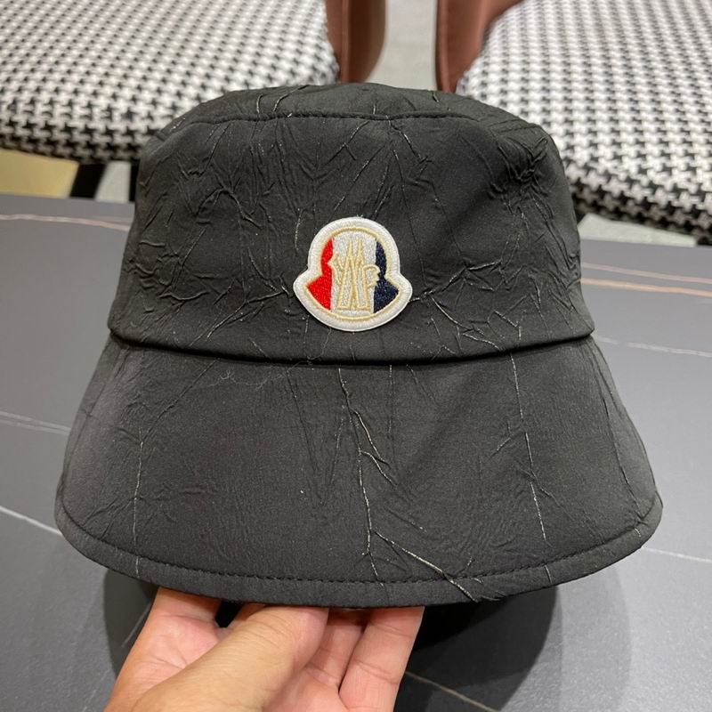 Moncler hat (6)