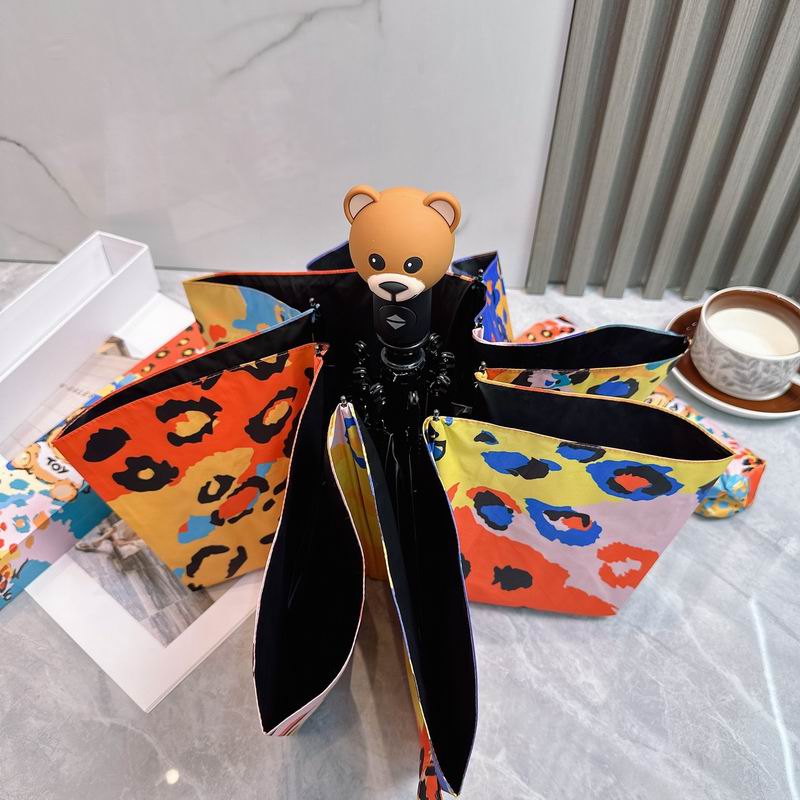 Moschino Umbrella (5)