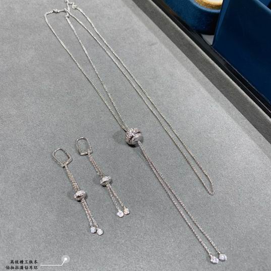 Piaget earring 02lyh19 (3)