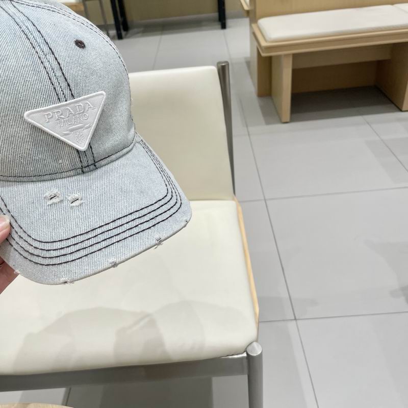 Prada Cap (14)