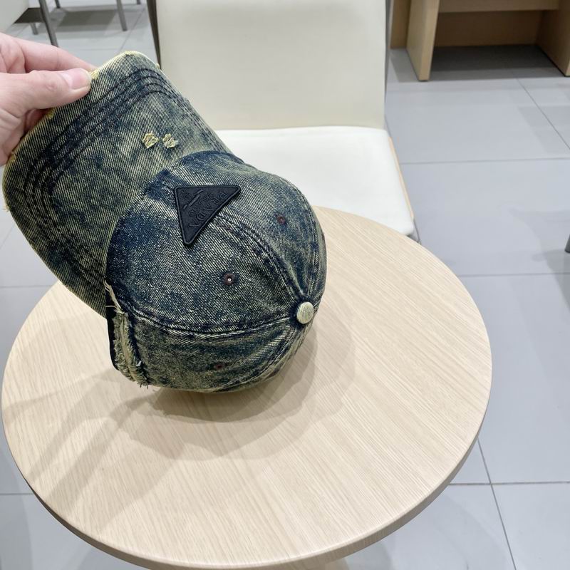 Prada Cap (20)