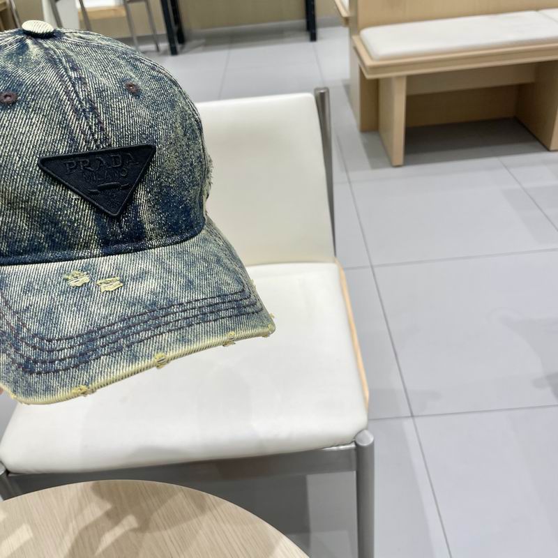 Prada Cap (23)