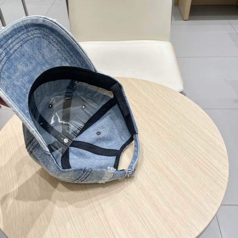 Prada Cap (28)