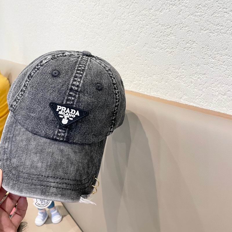 Prada Cap (54)