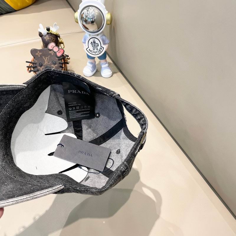 Prada Cap (55)