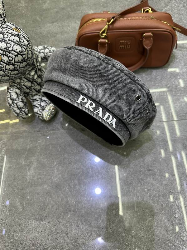 Prada beret dx (16)