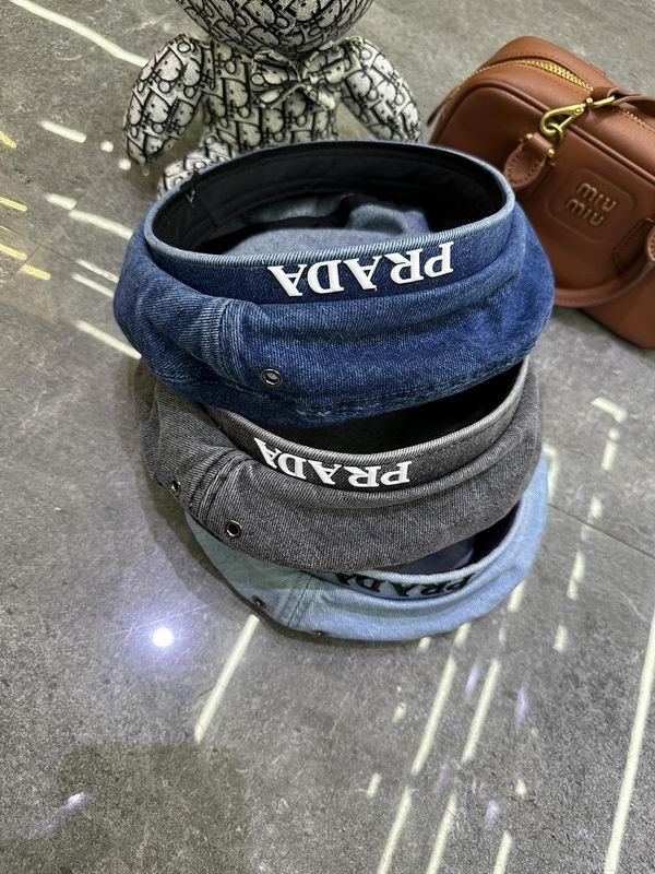 Prada beret dx (26)