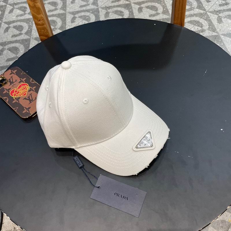 Prada cap 100 (16)