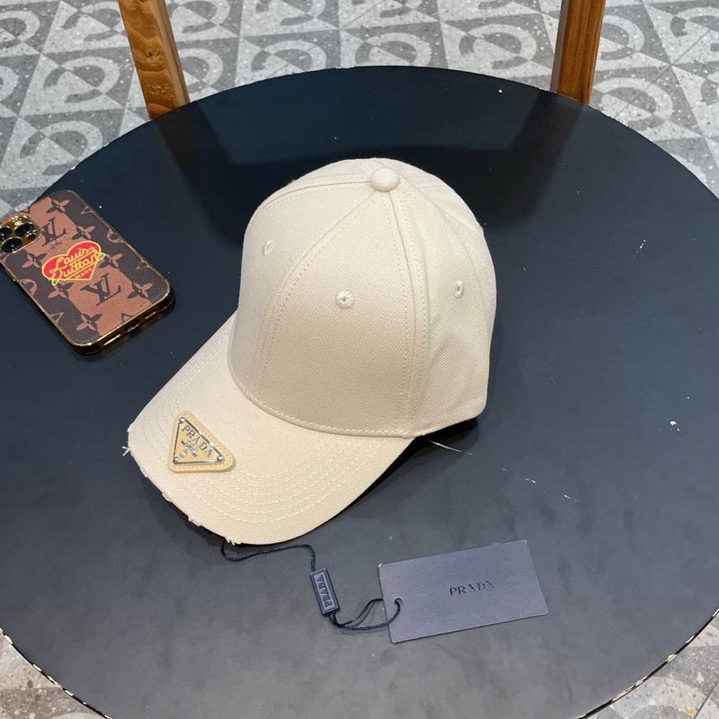 Prada cap 100 (8)