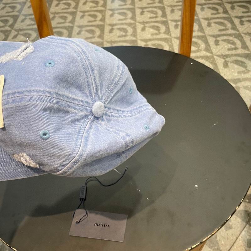 Prada cap 92 (21)