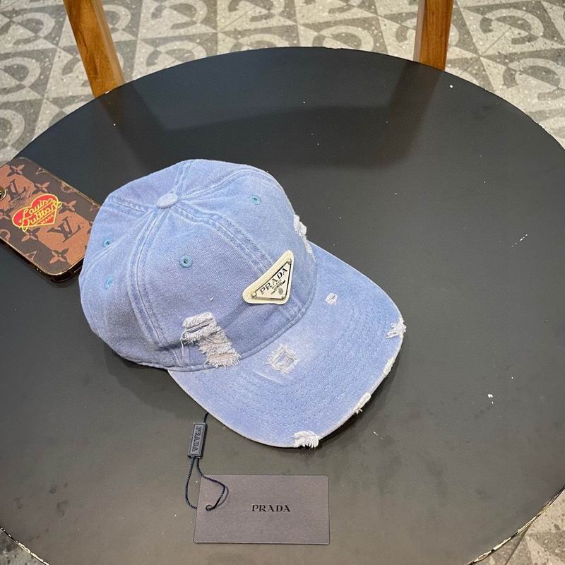 Prada cap 92 (24)