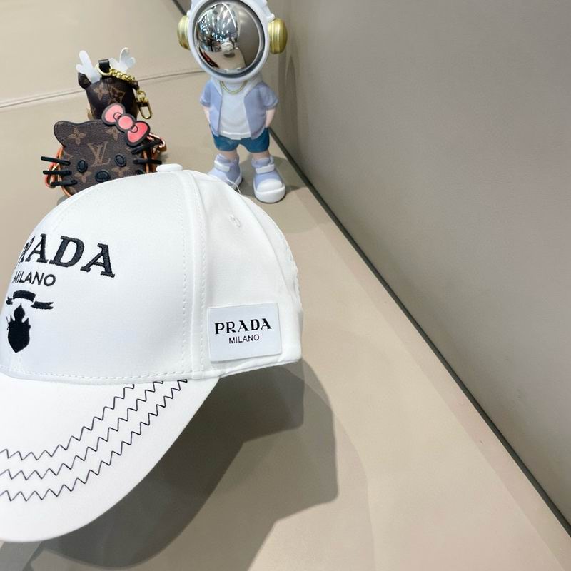 Prada cap 94 (15)