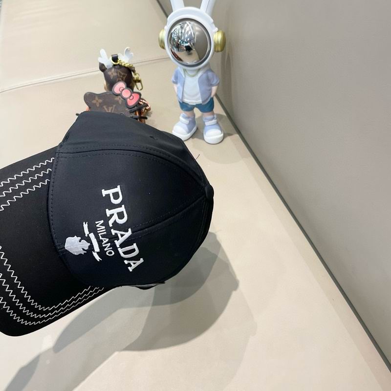 Prada cap 94 (22)