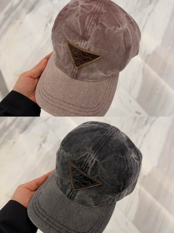 Prada cap dx (1)