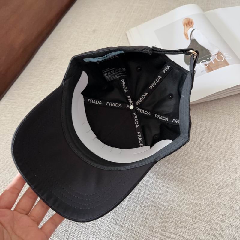 Prada cap dx (12)