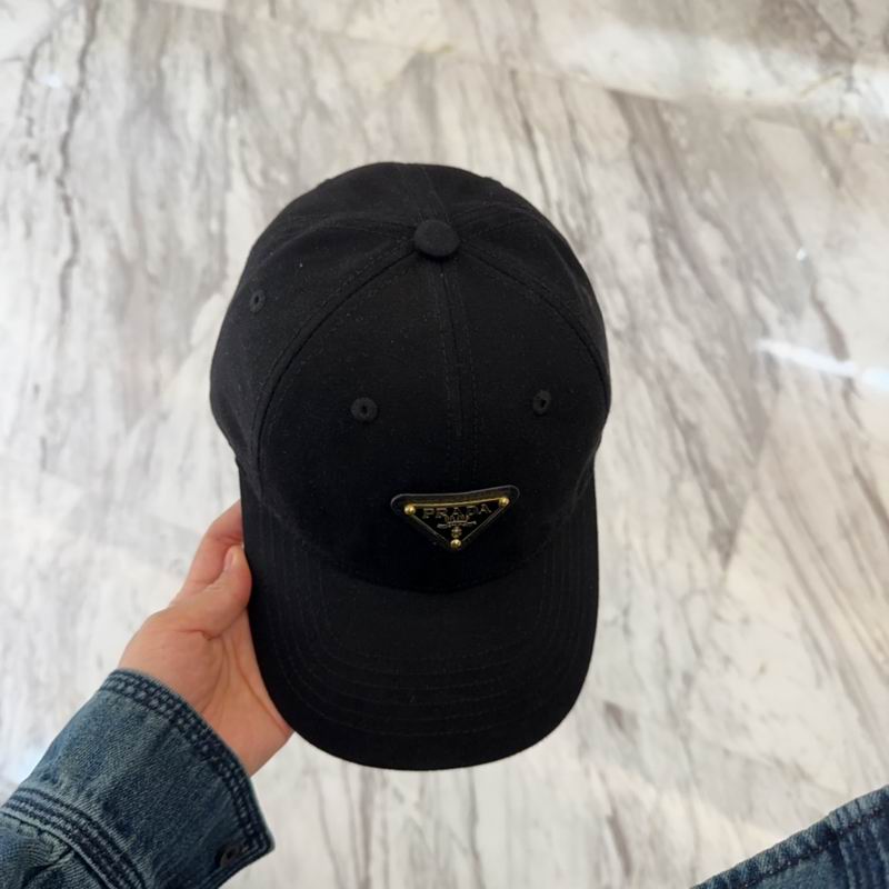 Prada cap dx (12)