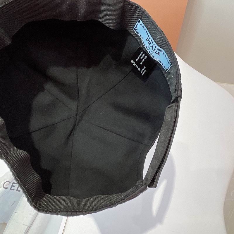 Prada cap dx (156)