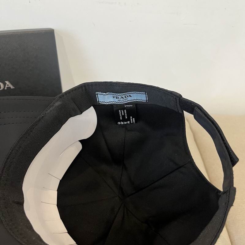 Prada cap dx (22)
